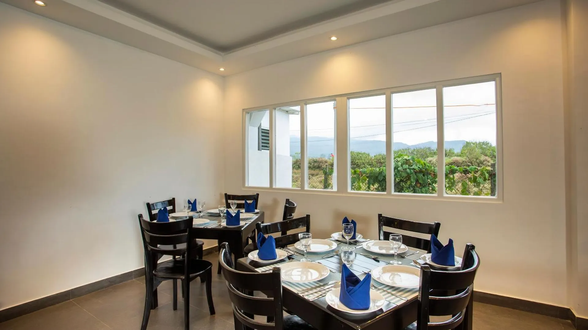 Inn By Country Club Nuwara Eliya